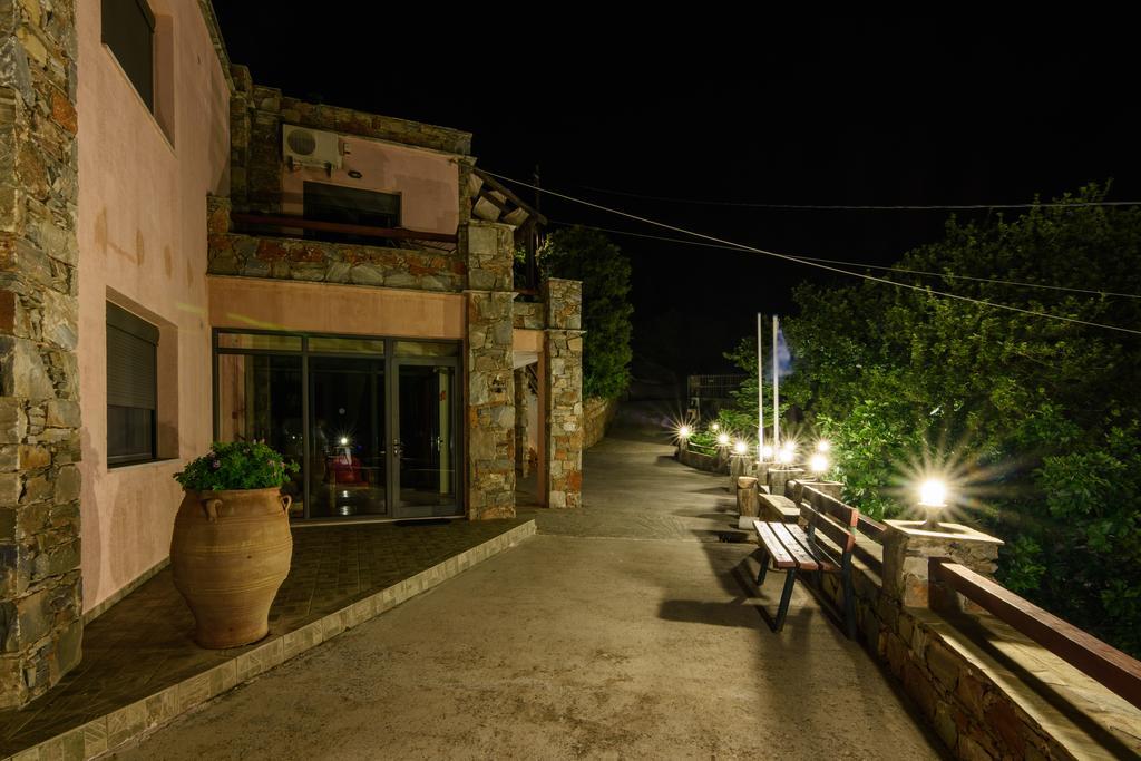 Makronas Apartments Karystos  Bagian luar foto