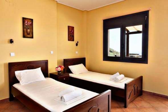 Makronas Apartments Karystos  Bagian luar foto